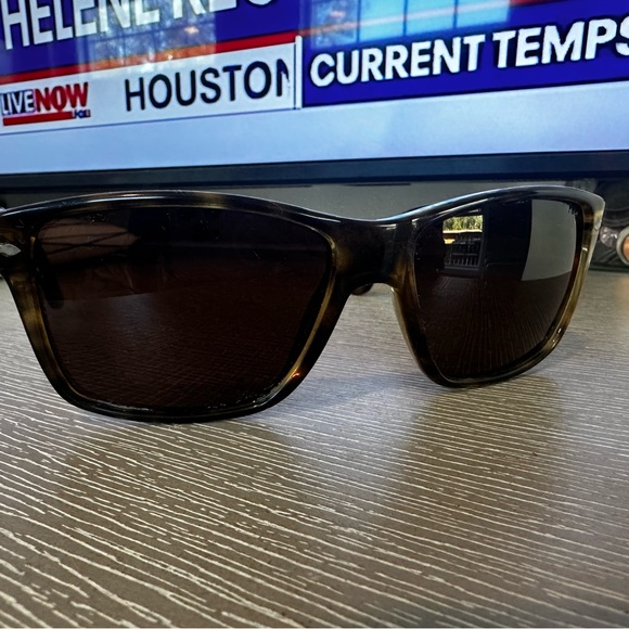 Persol Tortoise 3037 S95 - Picture 3 of 7